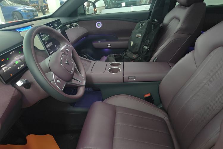 Used VOYAH FREE 2025 Model FREE+ Rear-Drive Qiankun Edition Left Front Seat