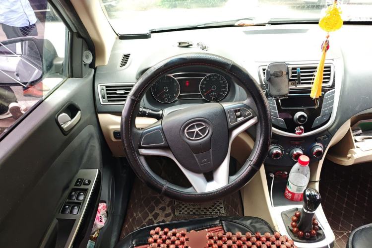 Used JAC Group J6 A30 2013 1.5L Manual Luxury Model China IV Standard