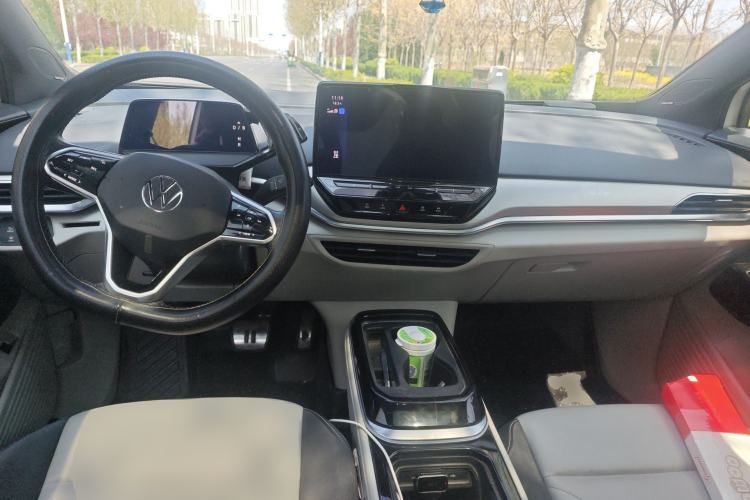 Used Volkswagen ID.4 CROZZ 2021 Long-Range PRO Two-Wheel Drive Version Center Console