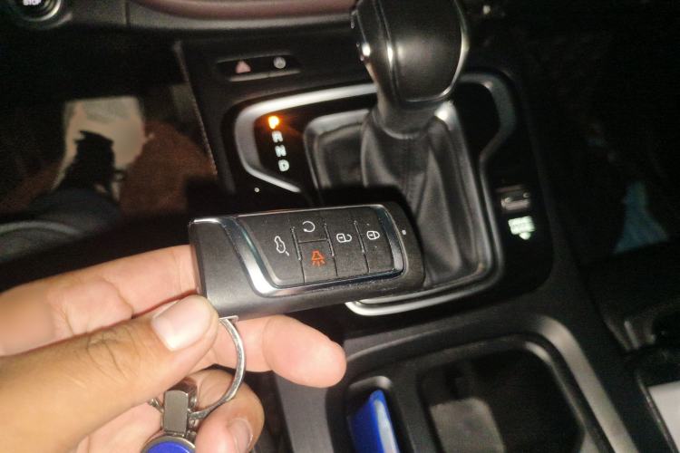 Used GAC Trumpchi M6 2021 PRO 270T DCT Luxury Edition
