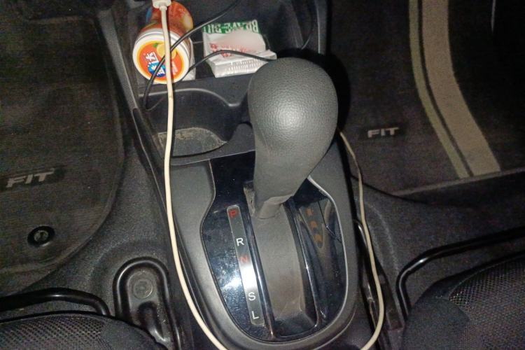 Used Honda Fit 2018 1.5L CVT Comfort Version Gear Lever