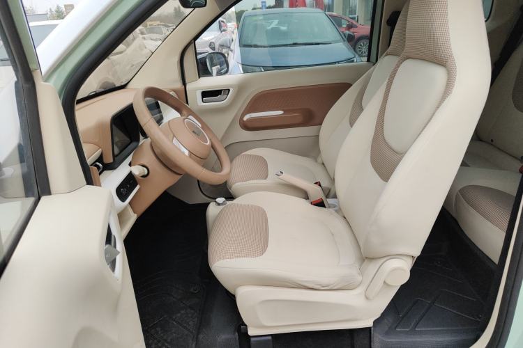 Used Wuling Hongguang MINIEV 2024 3rd Generation 215km Advanced Version
