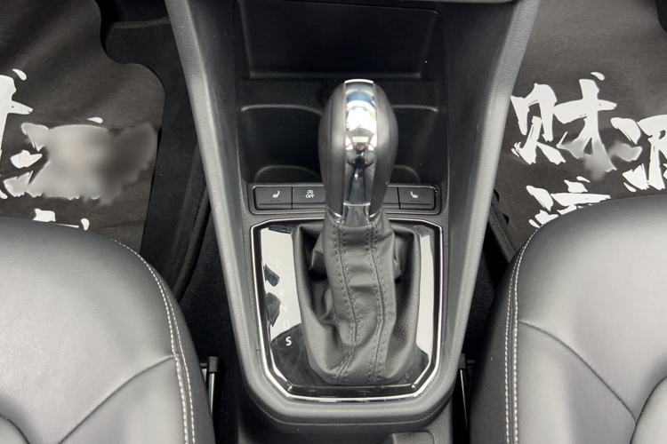 Used Jetta VA3 2021 1.5L Automatic Glory Edition Gear Lever