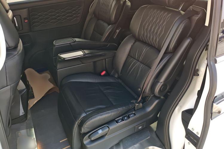 Used Honda Elysion 2022 2.0L eHEV Luxury Edition Left Rear Seat