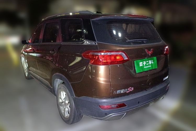 Used Wuling Hongguang S3 2018 1.5T Manual Luxury Model China V Standard
