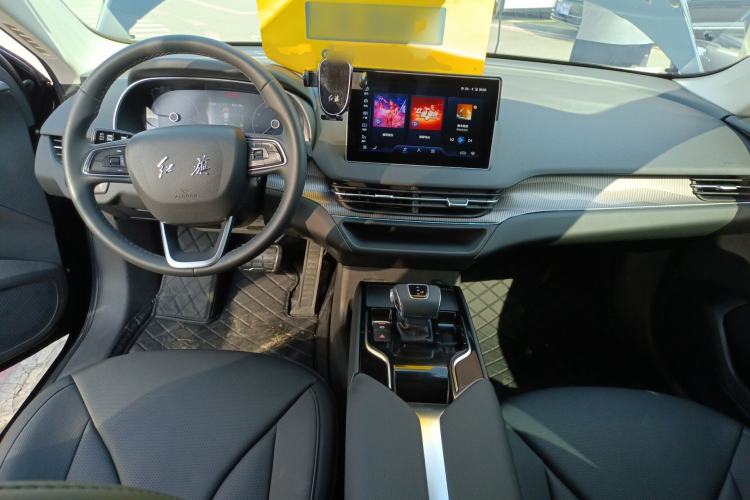 Used Hongqi E-QM5 2023 Revised Version Basic Travel Edition Center Console