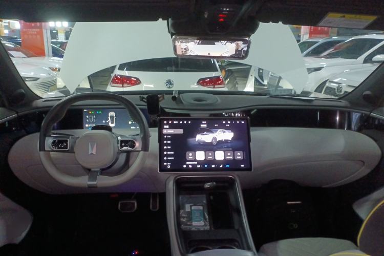 Used Avatr 11 2022 Long-Range Dual-Motor Luxury Edition 5 Seats