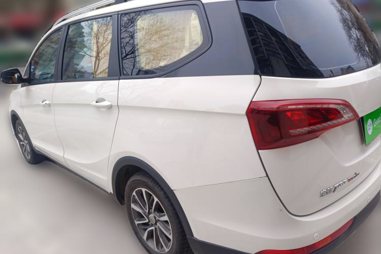 Used Baojun 730 2019 1.5T CVT Fashion Model 7 Seats China VI Emission Standard