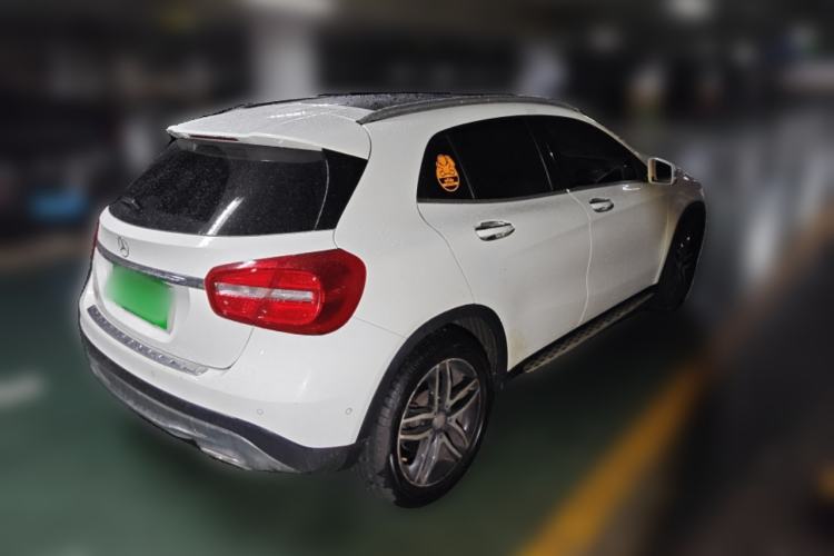 Used Mercedes-Benz GLA 2015 GLA 200 Fashion Model Rear Right 45 Deg