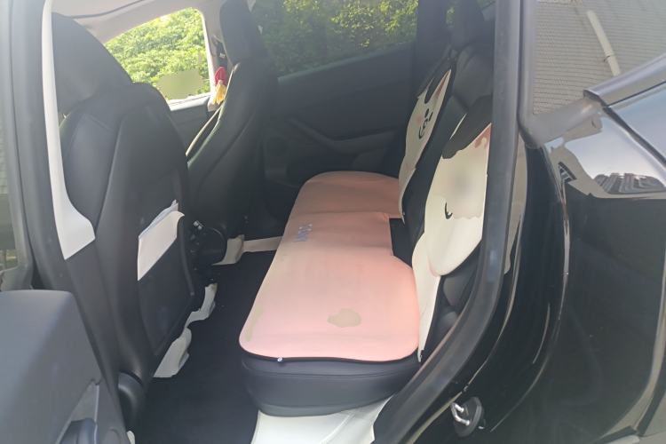 Used Tesla Model Y 2023 Long-Range All-Wheel-Drive Version