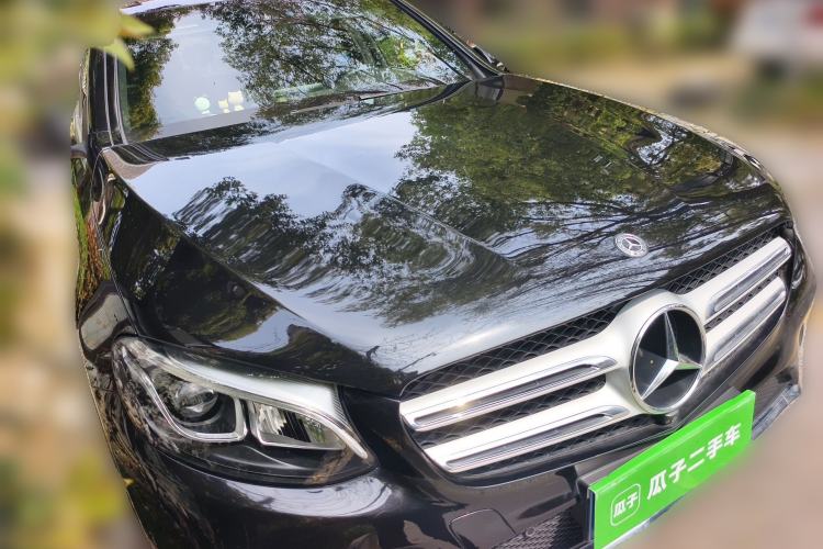 Used Mercedes-Benz GLC 2019 GLC 260 L 4MATIC Luxury Model Front Right 45 Deg