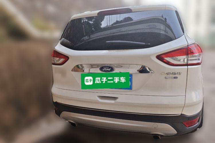 Used Ford Kuga 2015 2.0L GTDi Four-Wheel-Drive Sport Model
