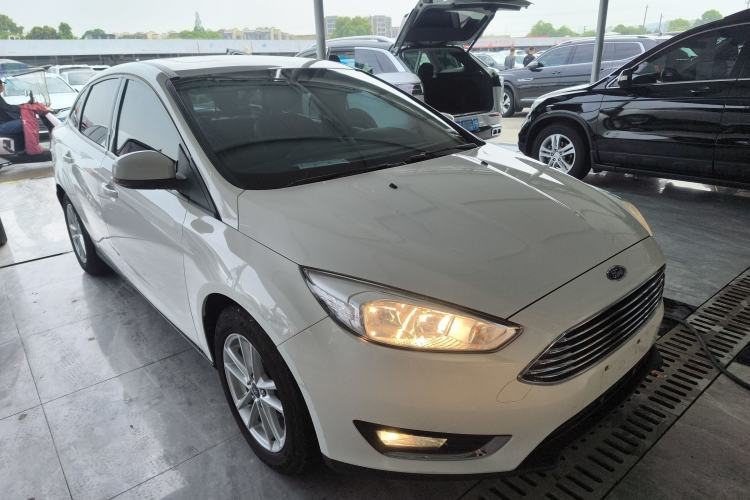 Used Ford Focus 2017 Sedan 1.6L Automatic Fashion Edition Smart Drive Version
