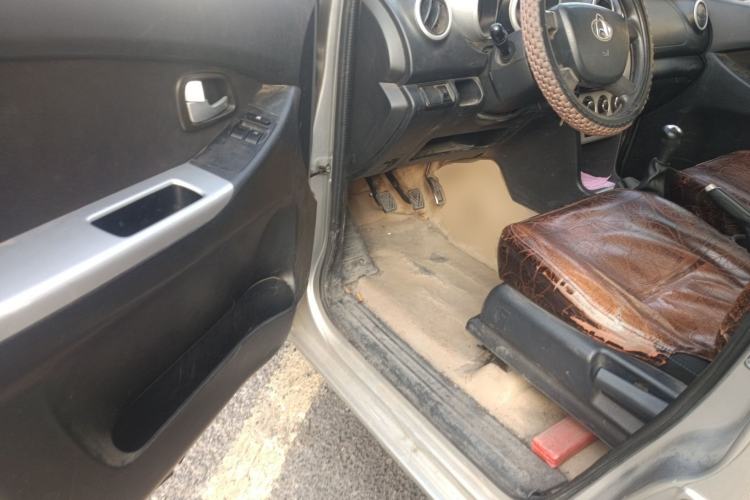 Used CHANGAN KAICHENG Ounuo S 2014 1.3L Happiness Model Driver Seat