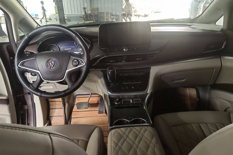 Used Buick GL8 2021 Land Cruiser Executive Class 652T Comfort Model