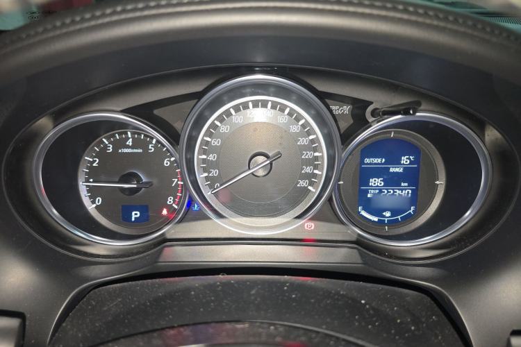 Used Mazda Atenza 2017 2.0L Blue Sky Luxury Edition
