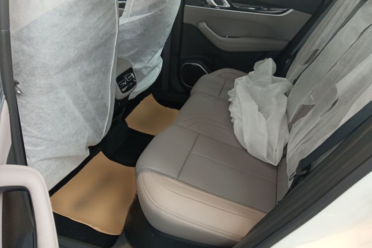 Used Geely Auto FX11 2025 4th Generation 1.5TD DCT – The Start Left Rear Seat