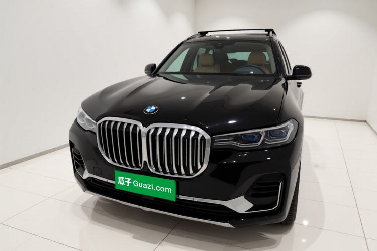 Used BMW X7 2019 xDrive40i Luxury Package with Leading Features