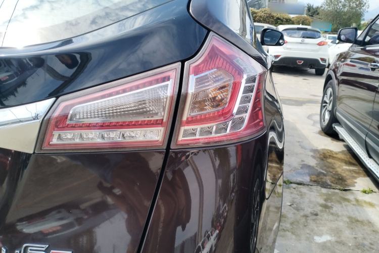 Used Luxgen U6 SUV 2015 1.8T Fashion Edition Right Rear Taillight