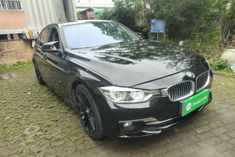 Used BMW 3 Series 2018 320Li Leading Luxury Package Front Right 45 Deg