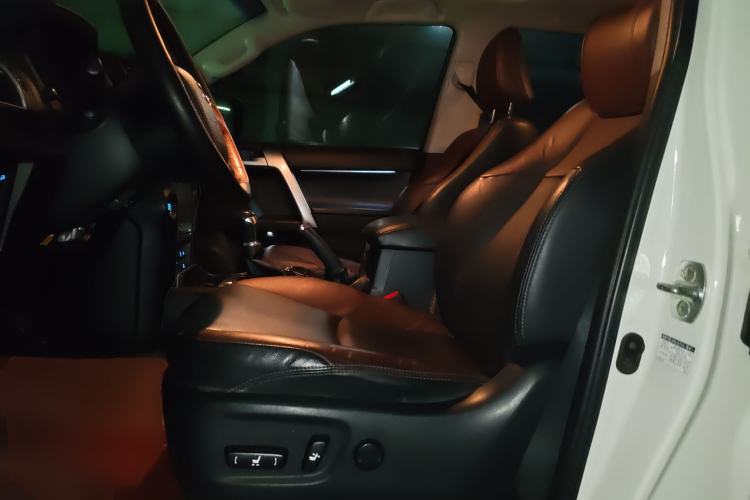 Used Toyota Prado 2019 3.5L Automatic TX-L Deluxe Edition with Rear-Mounted Spare Tire
