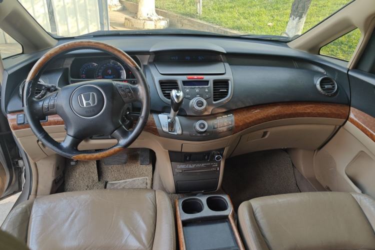 Used Honda Odyssey 2008 2.4L Comfort Edition Center Console