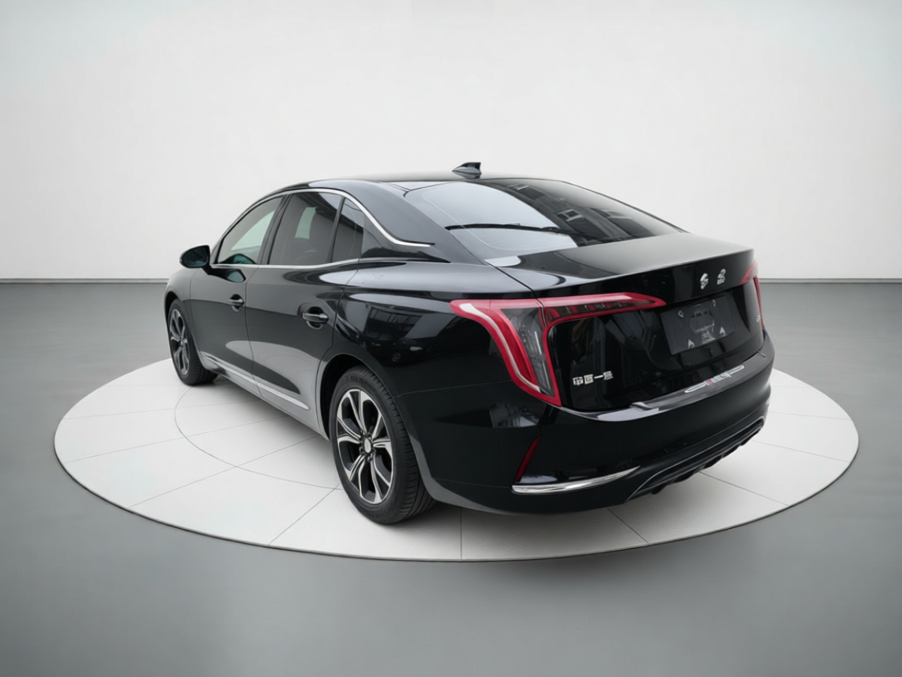Hongqi E-QM5 2023 Base Travel Edition — снимка 4