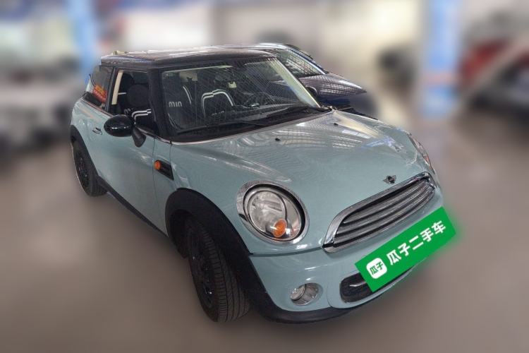 Used MINI 2011 1.6L COOPER Fun Front Right 45 Deg