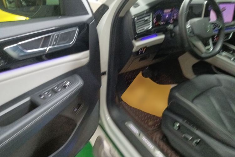 Used Volkswagen Teramont 2021 530 V6 All-Wheel Drive Prestige Flagship Edition Driver Seat