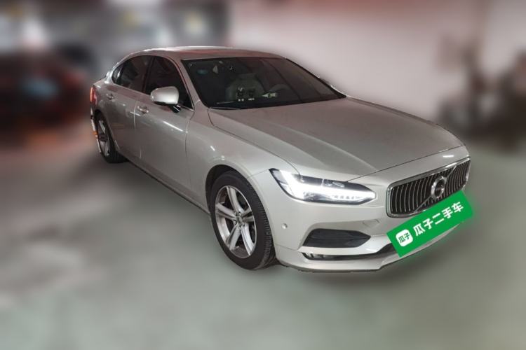 Used Volvo S90 2017 T4 Zhiyuan Edition
