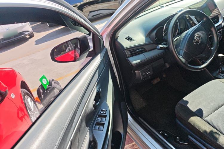Used Toyota YARiS L Zhi Xiang 2017 1.5E CVT Dynamic Edition Interior 3