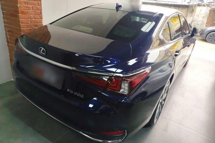 Used Lexus ES 2020 200 Excellence Edition
