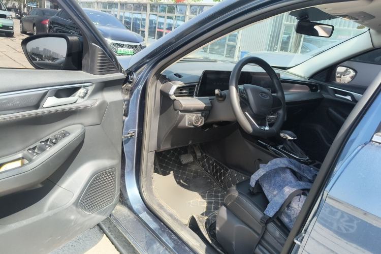 Used Ford Escort 2021 1.5L Automatic Diamond Edition Driver Seat