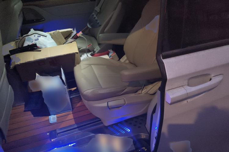 Used Buick GL8 2017 ES 28T Comfort Model China V Standard
