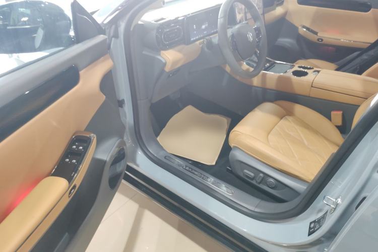 Used Leapmotor C01 2024 Range-Extended 316 Deluxe Edition
