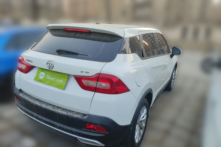 Used Brilliance V3 2017 1.5L Manual Comfort Model
