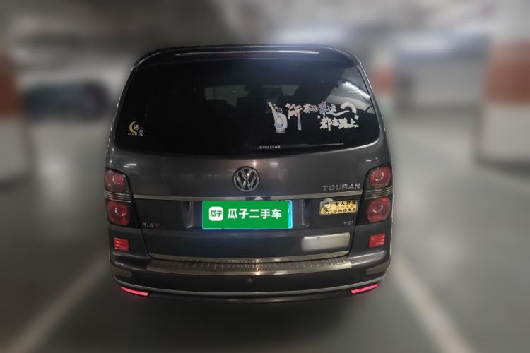Used Volkswagen Touran 2011 1.4T Manual ZhiShang Edition 5-seater Rear