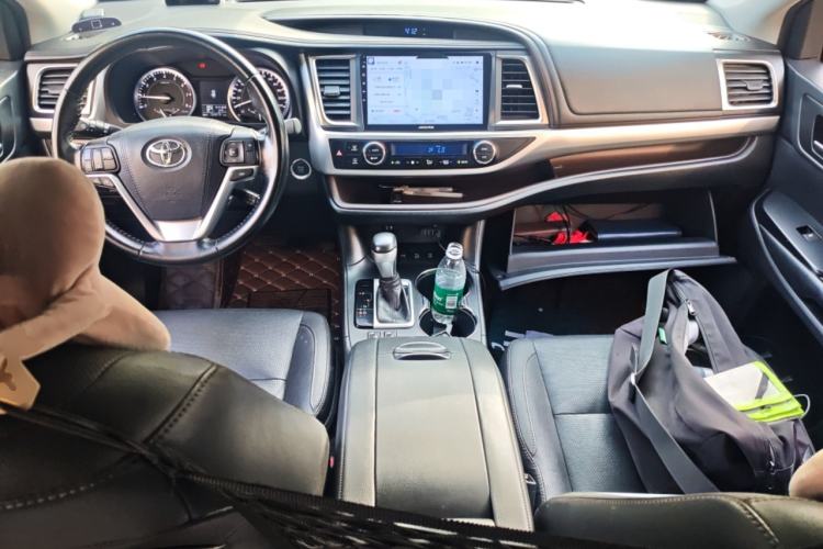 Used Toyota Highlander 2015 2.0T Four-Wheel Drive Luxury Edition 7-Seater