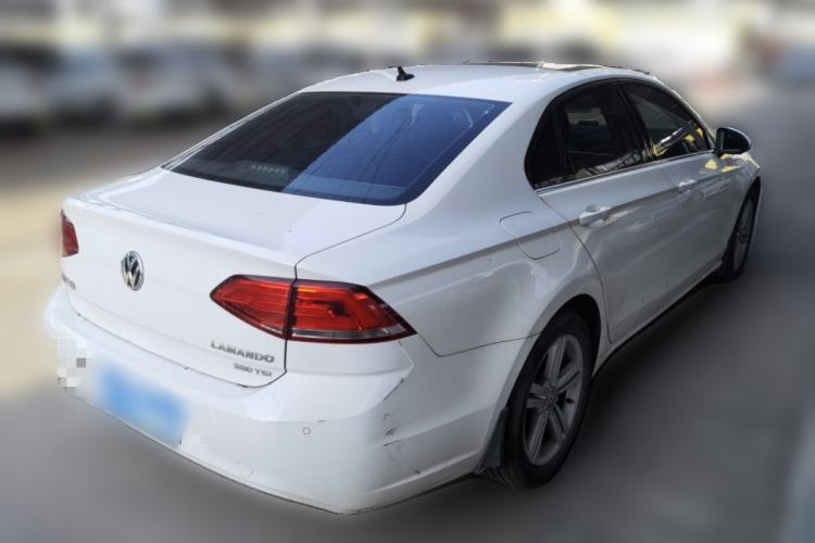 Used Volkswagen Lamando 2017 280TSI DSG Comfort Edition
