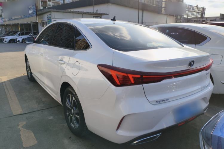 Used Changan Eado 2024 PLUS Blue Whale NE 1.4T GDI DCT High-Energy Edition
