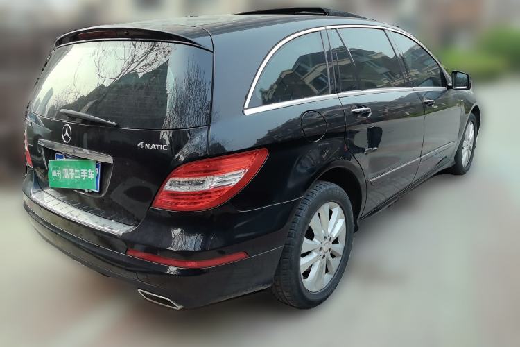 Used Mercedes-Benz R-Class 2015 R 400 4MATIC Luxury Model

