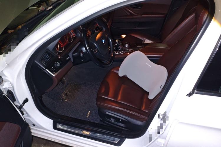 Used BMW 5 Series 2017 525Li Luxury Design Package Driver Seat