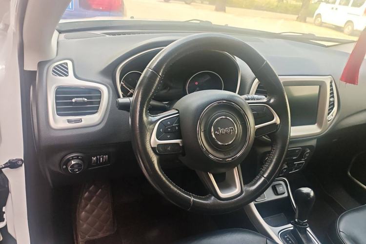 Used Jeep Compass 2017 200T Automatic Family Edition