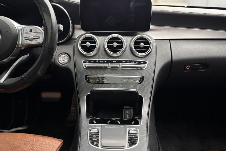 Used Mercedes-Benz C-Class 2020 C 260 Coupe Interior 3