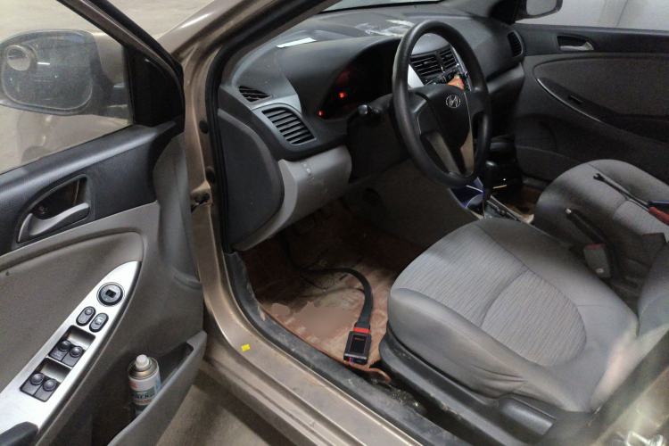 Used Hyundai Verna (older generation) 2014 1.4L Automatic Smart GLS
