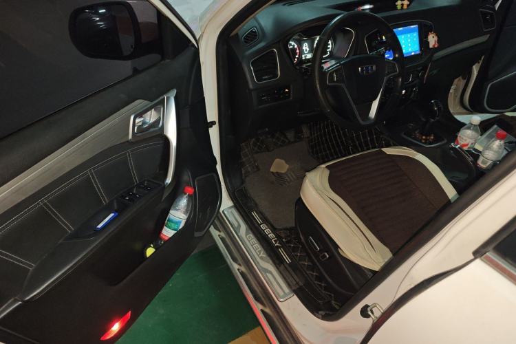 Used Geely Auto Vision X6 2016 1.8L Manual Luxury Model Driver Seat