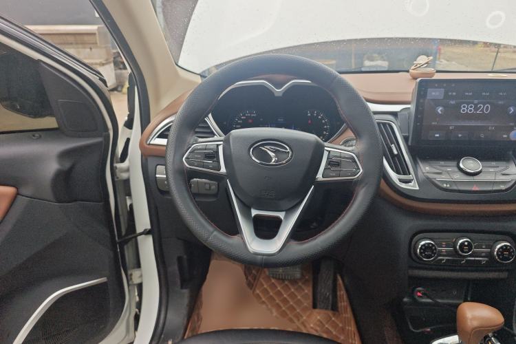 Used Soueast DX7 2015 1.5T Automatic Luxury Model Steering Wheel