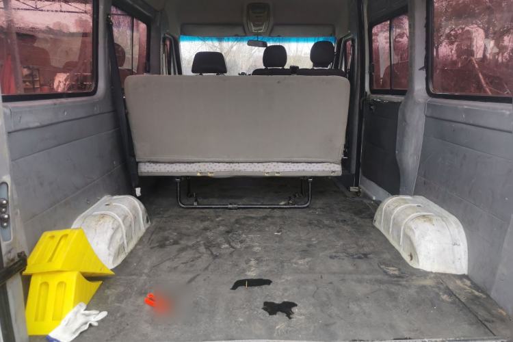 Used Iveco Power Daily 2012 2.5T-A32 Base Version
