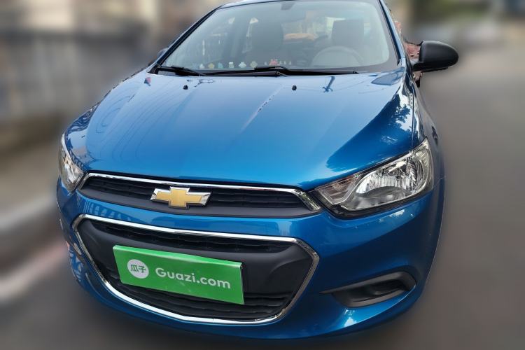 Used Chevrolet Aveo Sonic 2014 Sedan 1.4SL MT Comfort Edition Front