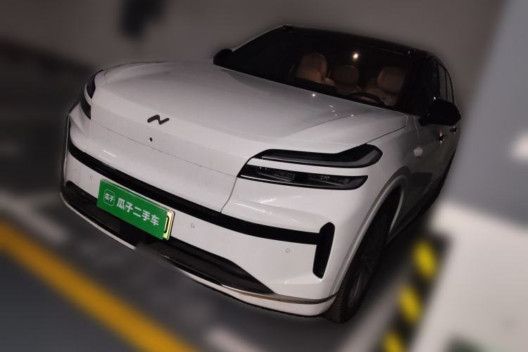 Used ONVO Luxeed L90 2025 Model—Ultra Six-Seater Version